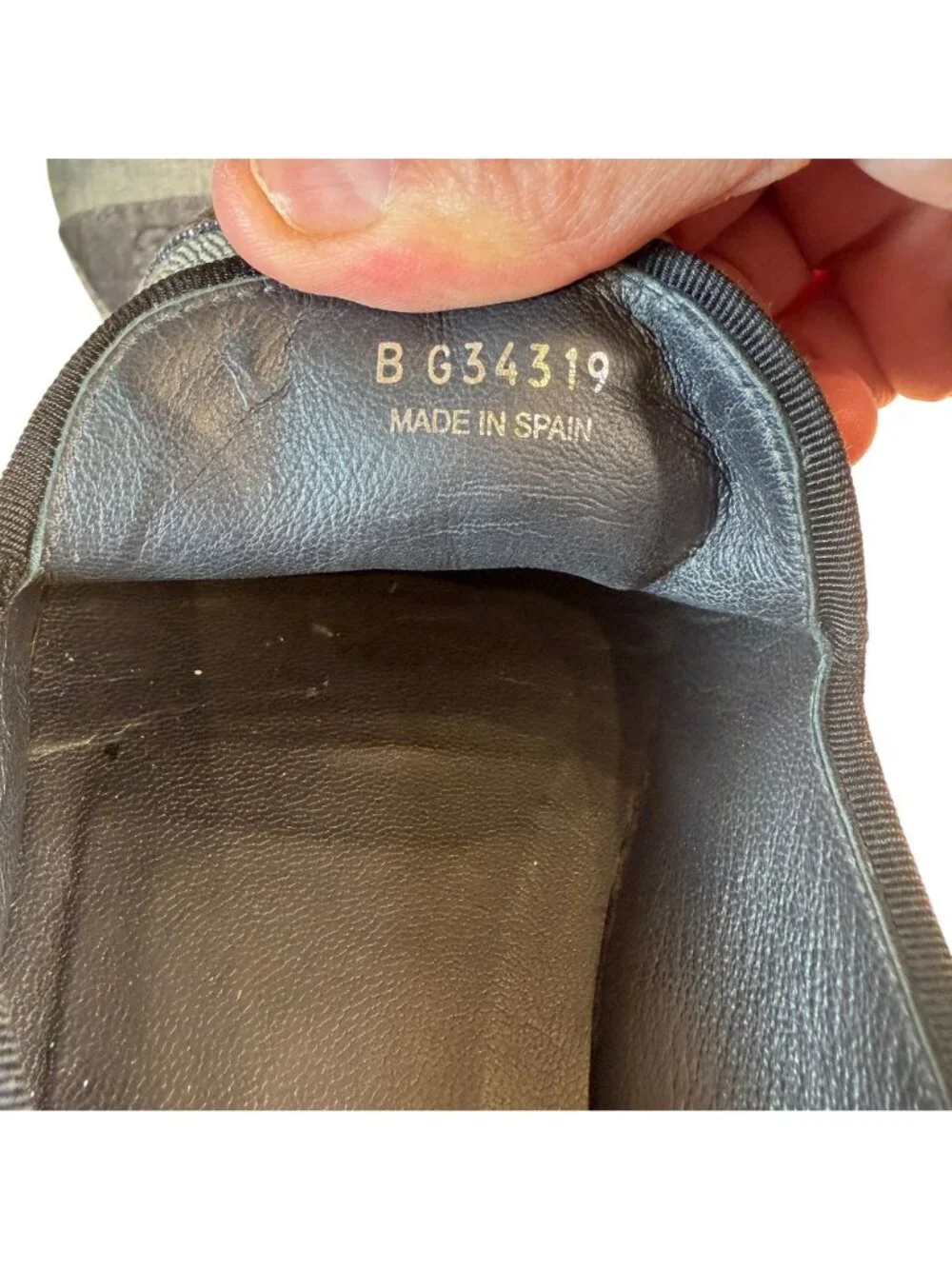 CHANEL size 40